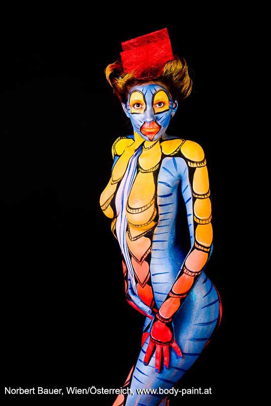 Bodypainting_Transformation_Farben_Formen_0303.jpg
