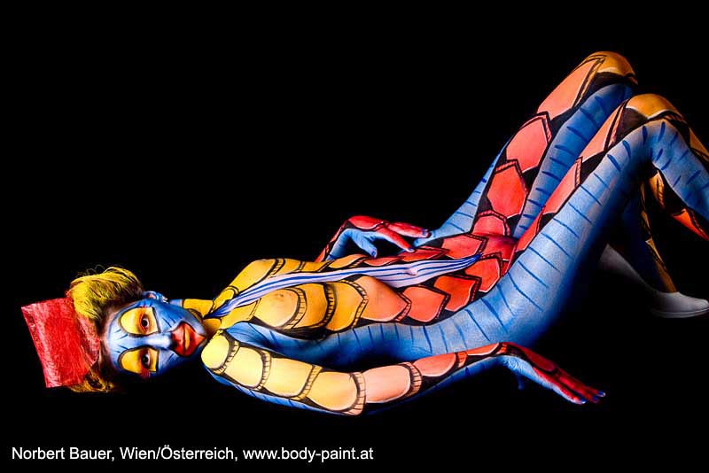 Bodypainting_Transformation_Farben_Formen_0404.jpg